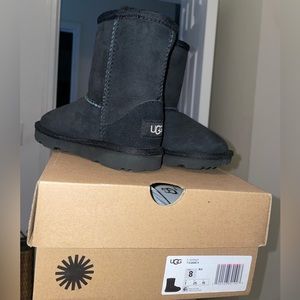 UGG Classic ll Boot ( Toddler ) Black